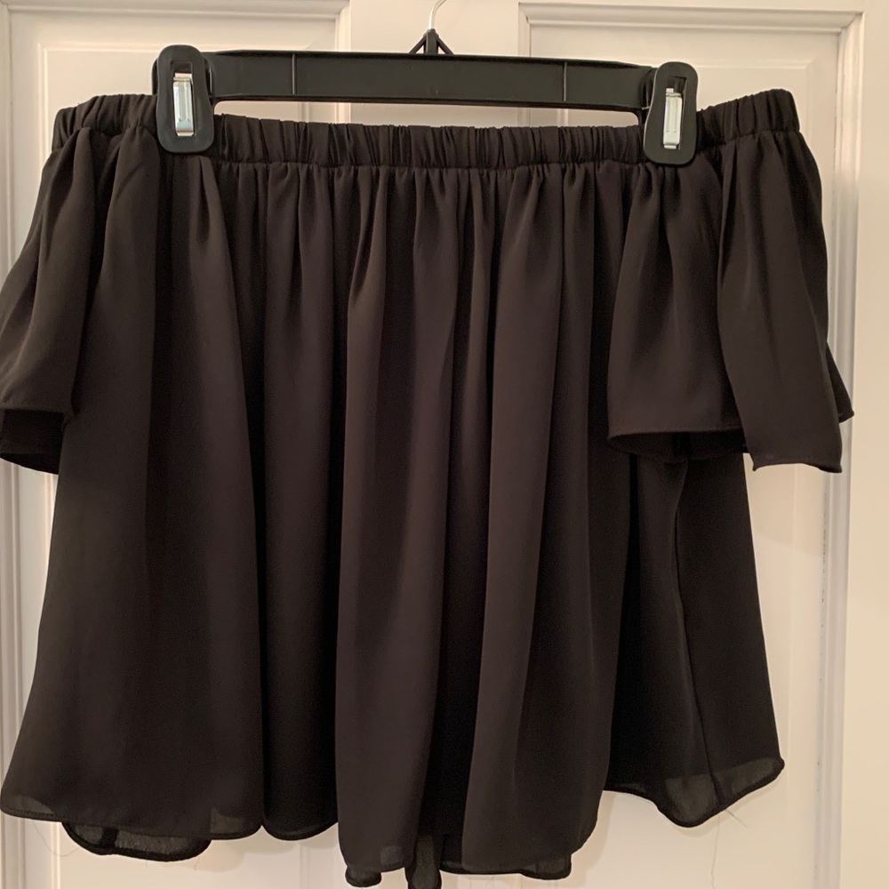Atina Cristina Off Shoulder Crop Top